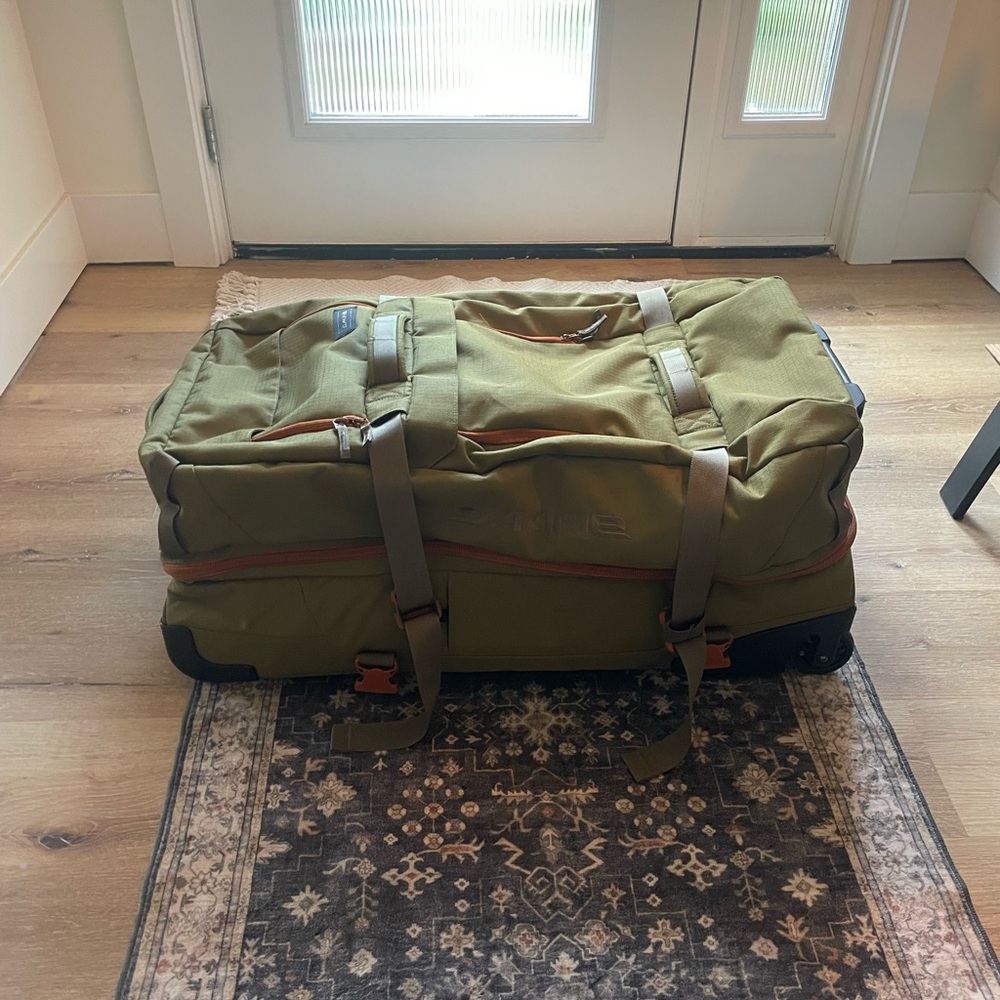 Dakine Olive Green Travel Bag